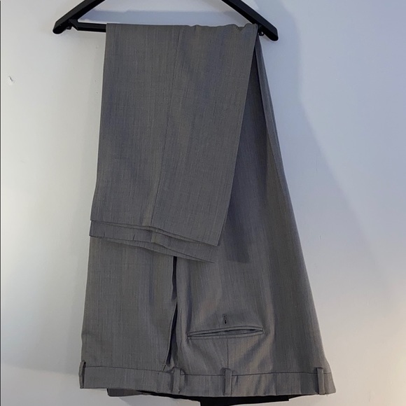 Jos. A. Bank Men’s 50R suit jacket with pants - Picture 5 of 6